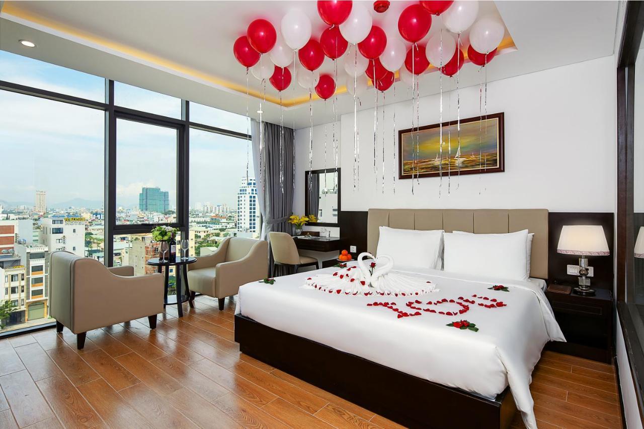 Golden Line Hotel Danang Exterior foto