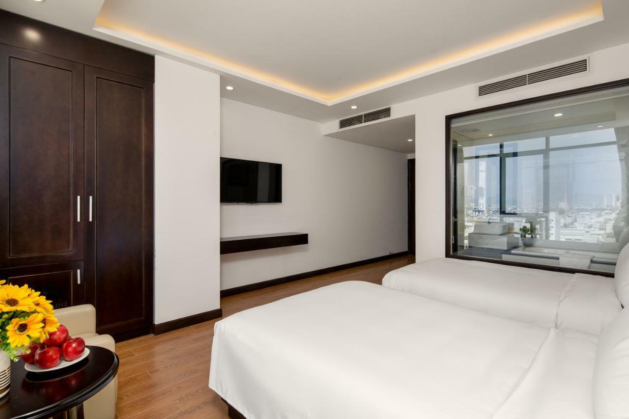 Golden Line Hotel Danang Exterior foto